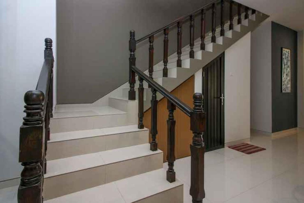 Kencana Residence 수라바야 외부 사진